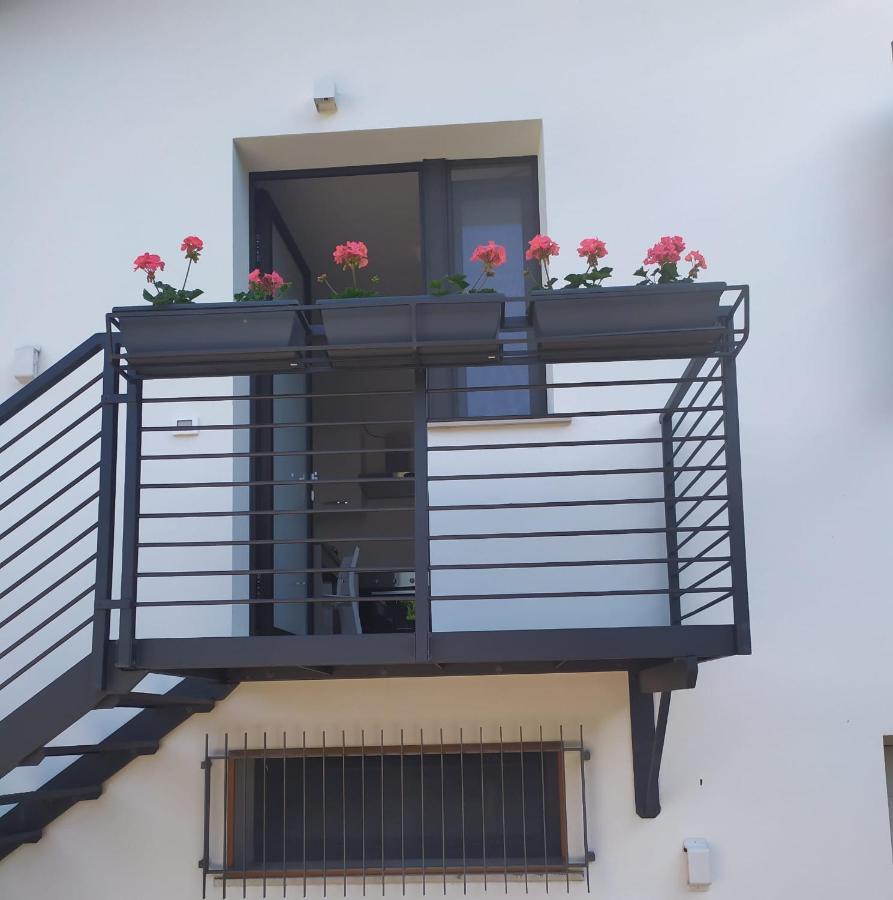 B&B Casa Gaia - 西尔米奥奈 外观 照片
