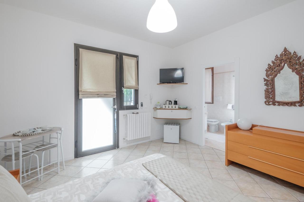 B&B Casa Gaia - 西尔米奥奈 外观 照片